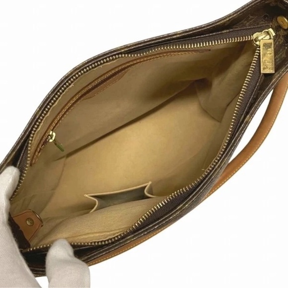 Louis Vuitton Looping GM - Picture 7 of 11